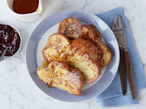 Get Challah French Toast Recipe from Food Network Challah French Toast Recipe, Challah French Toast, Nutella French Toast, Buttered Vegetables, Hanukkah Food, Food Network Canada, Best Vegetarian Recipes, Barefoot Contessa, Best Comfort Food