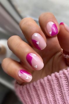 FJLSAJFL FSAJF AE JFDSPKFJOAS Magenta Nails, Heart Nail Designs, Romantic Nails, February Nails, Nail Designs Valentines, Short Design, Design Nails, Heart Nails, Makati