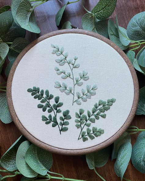 Olive Branch Embroidery, Ivy Embroidery, A Good Routine, Embroidery Leaves, Plant Embroidery, Leaves Embroidery, Clothes Embroidery Diy, Embroidery Leaf, Embroidered Leaves