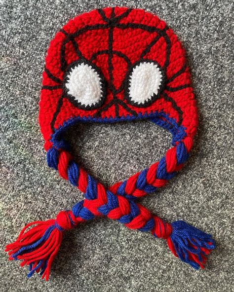 Crochet Spiderman Beanie • Mayday Parker’s Beanie #melimadethis #crochet #handmade #amigurumicrochet #amigurumitoy #crochetpatternfree #amigurumipatterns #hechoamano #crocheted #amigurumi #maydayparker #spiderman #spiderverse Crochet Spiderman Beanie, Spiderman Beanie, Crochet Spiderman, Mayday Parker, Spiderman Spiderverse, Crocheted Amigurumi, Beanie Crochet, Crochet Inspiration, Crochet Handmade