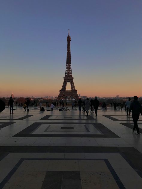 Trocadero Paris, Paris Sunset, Paris Dream, Paris Tour Eiffel, Paris Summer, Paris Pictures, Paris Aesthetic, Paris Tours, Paris Travel