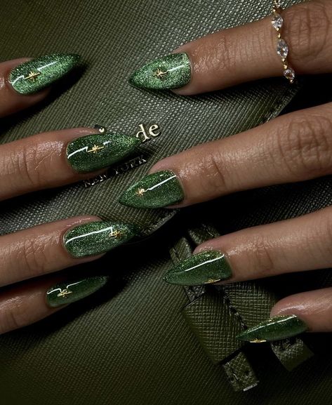 Nails For Taurus, Green Unique Nails, Taurus Inspired Nails, Green Glazed Nails, Summer Nail Extensions, Taurus Nails Designs, Taurus Nails, Capricorn Nails, Stunning Nails