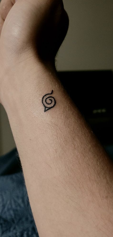 Hidden Leaf Tattoo, Tiny Naruto Tattoos, Cute Naruto Tattoo Ideas Small, Simple Naruto Tattoo Ideas, Anime Inspired Tattoos Small, Naruto Tattoo Ideas Small Symbols, Small Jujutsu Kaisen Tattoo, Subtle Naruto Tattoos, Kakashi Tattoo Small