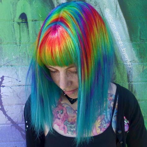 An Australian Hairstylist Turns Hair Into Unicorn Manes and Gives People a Dose of Rainbow / Bright Side Unique Hair Color, Exotic Hair Color, Hair Dye Videos, Raising Money For Charity, Dark Brunette Hair, Flying Unicorn, Rainbow Hair Color, Hair Color Unique, Competition Time