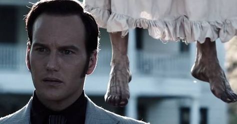 The Conjuring (2013) --- #theconjuring #horror #supernaturalhorror #2000shorror Ed E Lorraine Warren, Horror Movies On Netflix, Movie References, Lorraine Warren, Clown Movie, Horror Movies Scariest, Patrick Wilson, Vera Farmiga, Film Grab