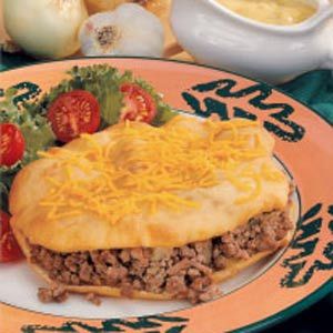 stuffed sopaipillas - a little work, but looks delicious Stuffed Sopapillas, Sopapilla Recipe, Irving Texas, Mexican Dish, Mexico Food, Green Chile, Premium Ingredients, Mexican Dishes, Local Restaurant