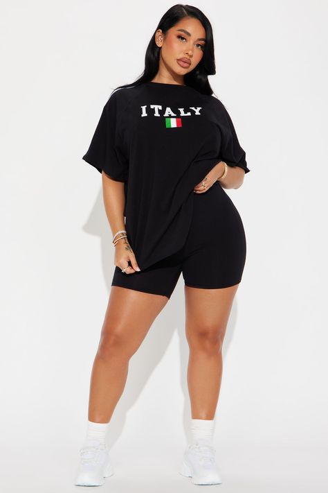 Available In Black. Short Set Oversized T-Shirt Crew Neck Short Sleeve "Italy" Graphic Biker Shorts Side Stripe Detail Elastic Waistband Stretch Disclaimer: Due To The Screen Printing Process A Difference In Saturation May Occur. Each Garment Is Unique. 95% Cotton 5% Spandex Imported | Italy Babe Biker Short Set in Black size XL by Fashion Nova Italy Graphic, Glam Closet, Stephanie Rao, Street Outfits, Gal Gadot Wonder Woman, Men Jeans Pants, Biker Short, Street Outfit, Tshirt Outfits