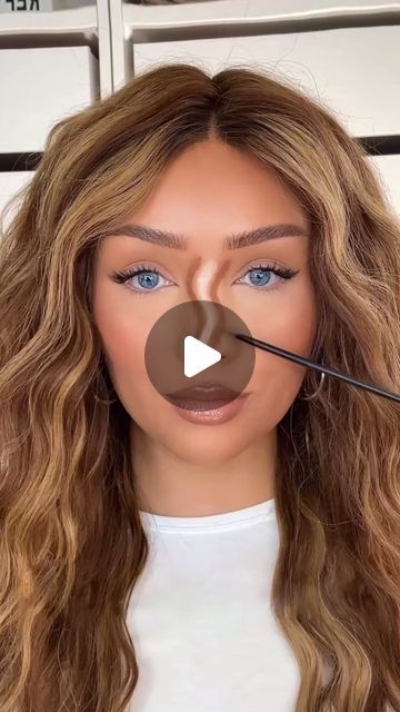 Gee Esler Box on Instagram: "The power of nose contour 😱 

Which one shocked you the most? 😱😳
It’s crazy what a bit of makeup can do and completely change the original look! 

Contour @toofacedlovestheuk Maple 
Concleaer @hnbcosmetics 

#nosecontour #powerofnosecontour #nosecontouring #makeupreels #makeuptransformation #makeupcontouring" Contouring Nose Shapes, Contouring Nose, Nose Contour, Nose Contouring, Nose Shapes, Contour Makeup, The Original, The Incredibles, Makeup