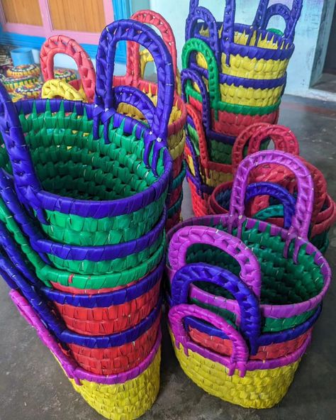 Palm leaf baskets Size 8*5*6 inches Price 160/- each Moq 30 Shipping extra DM us for more information 🙂 #Palmleafbaskets #Thamboolamkoodai #Navaratriorders #Golureturngifts #Returngifts #Poojatambulam Palm Leaf Baskets, Return Gifts, Return Gift, Palm Leaf, Palm Leaves, More Information, 6 Inches, Baskets, Gifts