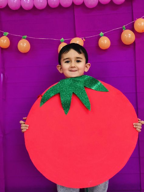 Tomato Fancy Dress For Kids, Red Colour Day Decoration In Preschool, Red Day Decoration Ideas For Preschool, Red Day Activities Preschool, Red Day Activities Preschool Ideas, Diy Fruit Costume, Red Day Activity, Color Red Activities, Fancy Dress Diy