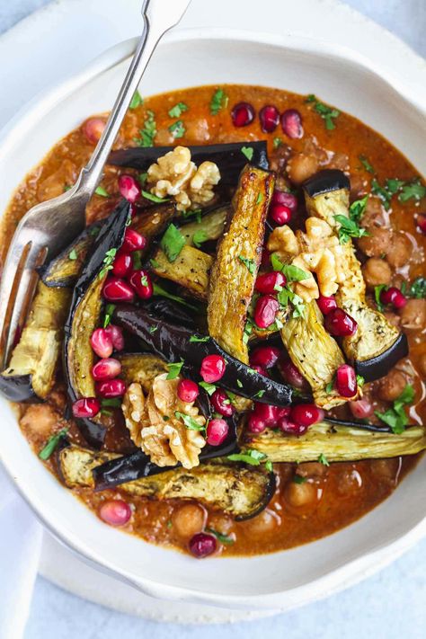 Crispy Aubergine, Fesenjan Recipe, Best Eggplant Recipe, Aubergine Recipe, Little Sunny Kitchen, Crispy Eggplant, Iranian Recipes, Pomegranate Recipes, Sunny Kitchen