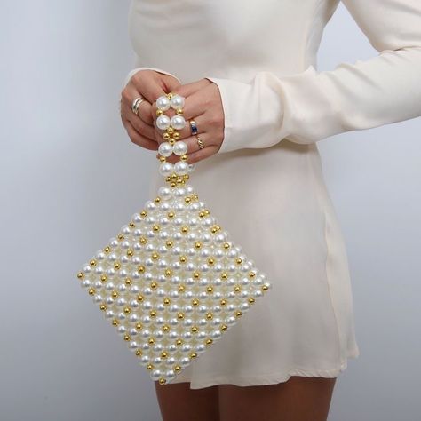 Pearl Beaded Bag, Pearl Bags, Pearl Clutch Bag, Beads Bag, Hand Beaded Bag, Pearl Clutch, Pearl Vintage, Diy Bag Designs, Diy Bags Patterns