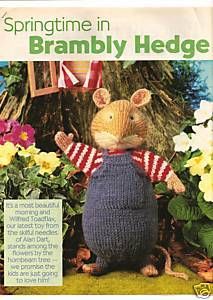 even knitted by an expert this looks a bit...erm...sturdy. Mouse Knitting Pattern, Alan Dart, The Wind In The Willows, Wind In The Willows, Elf Decorations, Brambly Hedge, Modern Toys, Knitting Instructions, Beautiful Morning