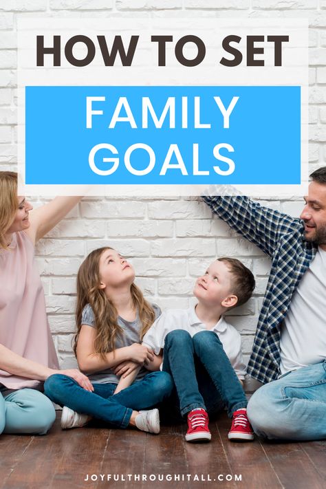 Setting family goals ideas Family Vision Board Ideas Goal Settings, Vision Board With Kids, Family Vision Board Ideas, Goal Setting For Kids, Family Vision Board, Creative Vision Boards, Goal Setting Vision Board, Year Planning, Goals Ideas