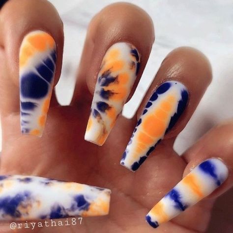 Tie Dye Nail Art, Trending Nail Colors, Latest Nail Colours, Neon Pink Nails, Light Blue Nails, Summer Gel Nails, May Nails, Tie Dye Nails, Nails Winter