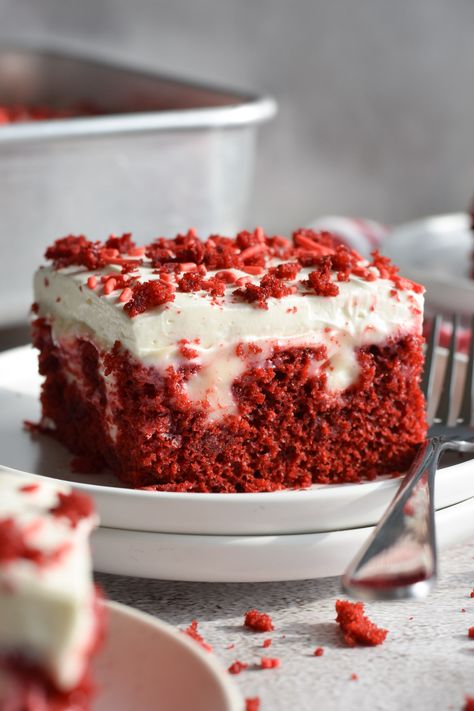 Red Velvet Poke Cake Red Velvet Pudding Cake, Red Velvet Ooey Gooey Cake, Red Velvet Poke Cake With Pudding, Red Velvet Poke Cake Easy, Red Velvet Cake Mix Desserts, Dinner Then Dessert Recipes, Red Velvet Poke Cake Condensed Milk, Red Velvet Christmas Cake, Light And Fluffy Frosting