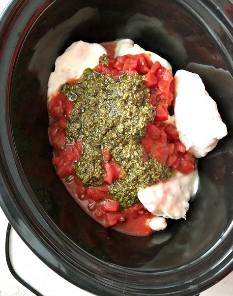 Slow Cooker Alfredo Pesto Chicken and Pasta Recipe Slow Cooker Alfredo, Crockpot Pesto Chicken, Best Crock Pot Recipes, Basil Pesto Chicken, Chicken Pesto Recipes, Chicken And Pasta, Best Crockpot Recipes, Chicken Alfredo Recipes, Easy Crockpot Chicken