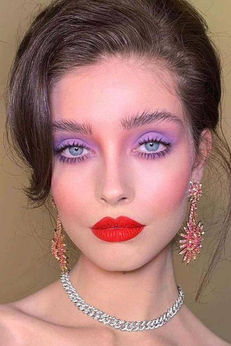 80s Makeup Trends You Need To Differentiate Between | Glaminati.com Decades Makeup, 1980’s Makeup, Makeup 80s, 80s Makeup Trends, Purple Lips Makeup, 80s Makeup Looks, 80s Things, 80’s Makeup, 1980s Makeup