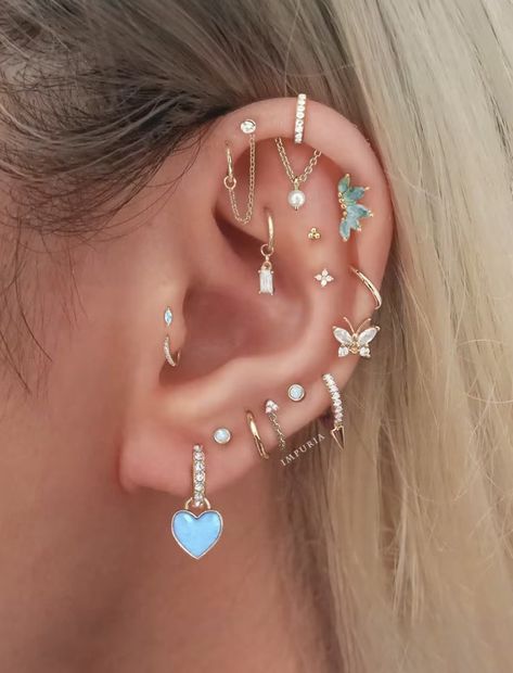 Ear Piercings Top Of Ear, 6 Ear Piercings, Triple Ear Piercing, Ear Stacks, Stained Glass Earrings, Types Of Ear Piercings, Piercing Inspo, Cool Ear Piercings, Pretty Ear Piercings