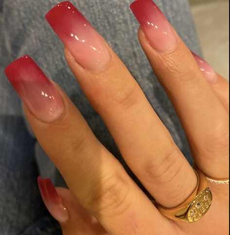 Colour Ombre Nails Acrylic, Baddie Nails Mid Length, Nails Gradient Ombre, Translucent Ombre Nails, Red Ombré Acrylic Nails, Red Ombre Square Nails, Dark Pink Ombré Nails, Ombre Nail Ideas Short, Ombré Nails Color