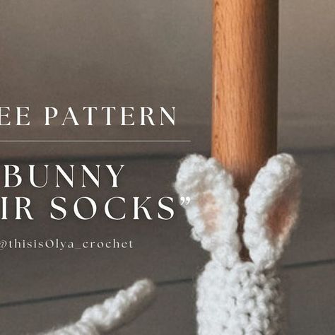 Knitted Chair Socks, Crochet Chair Socks, Chair Socks Pattern, Bunny Chair, Socks Crochet Pattern, Chair Socks, Socks Crochet, Chair Leg Covers, Diy Socks