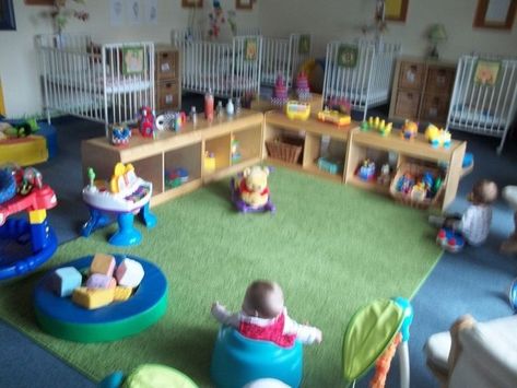 Infant Classroom Layout, Infant Room Daycare Layout, Daycare Infant Room Ideas, Infant Classroom Ideas Daycares, Daycare Layout, Infant Room Ideas, Daycare Room Design, Infant Room Daycare, Daycare Spaces