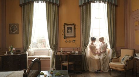 Color Stories and Class Distinctions in the Costumes of Emma. | Tom + Lorenzo Joy Costume, Emma 2020, Emma. 2020, Emma Woodhouse, Emma Jane Austen, House Trim, Top Film, 2020 Movies, Film Grab