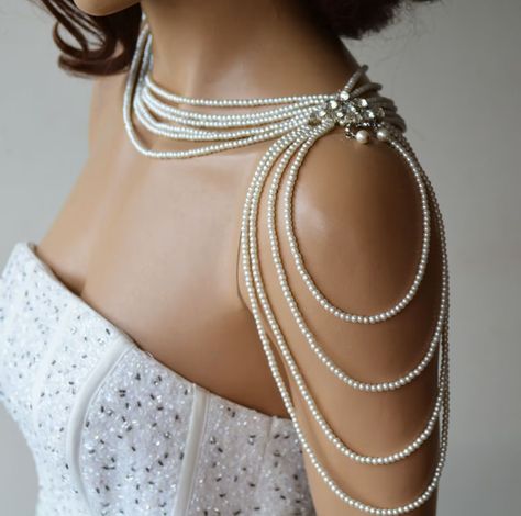 Pearl Shoulder Necklace Wedding Dress for Shoulder Jewelry - Etsy Shoulder Jewelry, Inexpensive Jewelry, Shoulder Necklace, Wedding Necklaces, Pearl Bridal Jewelry, Bridal Accessories Jewelry, Wedding Accessories Jewelry, Rhinestone Bridal, Cheap Jewelry