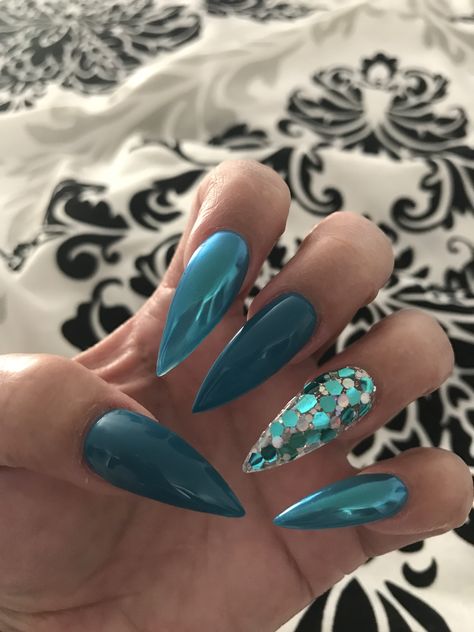 Teal Stiletto Nails, Teal Nails Design, Nail Designs Teal, Deep Teal Nails, Turquoise Nail Designs, Nails Teal, Teal Nail Designs, Bare Nails, Teal Nails