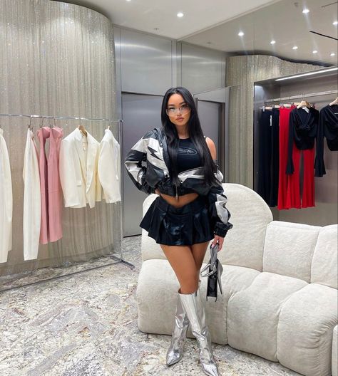 Sliver Boots Outfits Black Women, Mini Skirt Outfit Black Women Winter, Mini Skirt Outfit Black Women Birthday, Sliver Skirts Outfit, Black Cargo Mini Skirt Outfit, Skirt And Boots Outfit Black Women, Silver Skirt Outfit Black Women, Silver Boots Outfit Black Women, Silver Mini Skirt Outfit