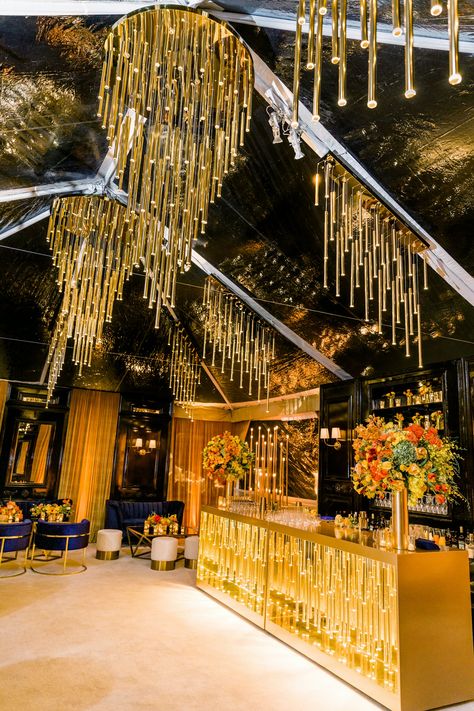 2020 Event Design Trends From the Oscars, the Grammys, and Other Award Season Parties | BizBash Candlelight Concert, Event Design Ideas, Oscars 2020, Catering Design, Golden Globes Party, Hollywood Party Theme, Oscars After Party, Hollywood Event, Oscars Party