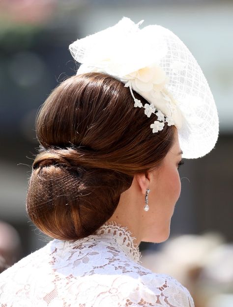 Party Hair Inspiration, Kate Middleton New Hair, Moda Kate Middleton, Royal Hairstyles, Style Kate Middleton, Duchesse Kate, Kate Middleton Hair, Kate Middleton Photos, Elisabeth Ii