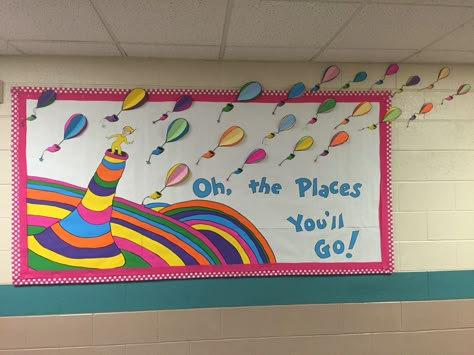 Oh, the places you'll go! Dr. Seuss bulletin board for March Dr Seuss Bulletin Board Ideas, March Template, Dr Seuss Classroom Theme, Dr Seuss Classroom Door, Graduation Bulletin Board, Dr Seuss Bulletin Board, Dr Seuss Classroom, Seuss Classroom, Bulletin Board Design