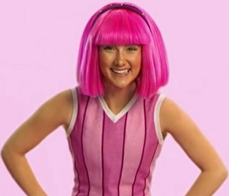 Stephanie Lazy Town, Lazy Town Stephanie Costume, Lazy Town Stephanie, Lazytown Stephanie, Washington Apple, Lazy Town, Taylor Swift Cute, Hbo Max, High Leg