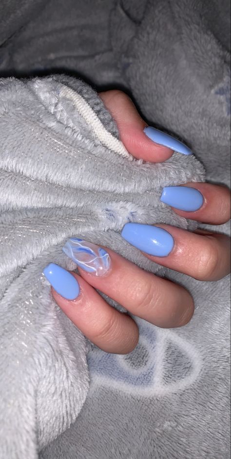 Sky Blue Nails With Rhinestones, Pink Snd Blue Nails Acrylic, Sky Blue Nails With Design, Light Blue Acrylic Nails Design Simple, Cornflower Blue Nails Acrylic, Sky Blue Nails Acrylic Design, Light Blue Acrilyc Nails, Light Blue Nails With Design Coffin, Navy Blue And Light Blue Nails