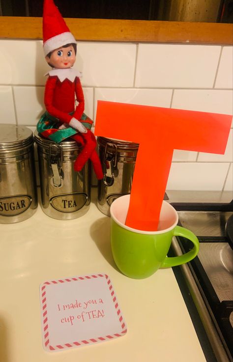 Elf On The Shelf Cup Of Tea, Elf On The Shelf Starbucks Ideas, Elf On Shelf Quick Ideas, Elf Ideas Easy, Elf Shelf, Red Solo Cup, Elf Me, Elf Fun, Fruit Cups