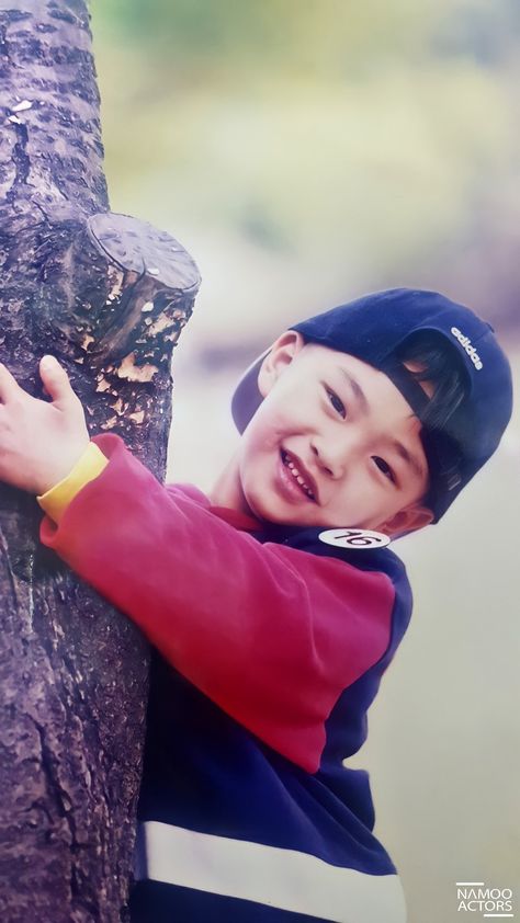 Songkang Baby Picture, Song Kang Baby Picture, Songkang Boyfriend Material, Son Kang, Techno Outfit, Sung Kang, Kang Ho Song, Kim Min-kyu, Song Kang Ho