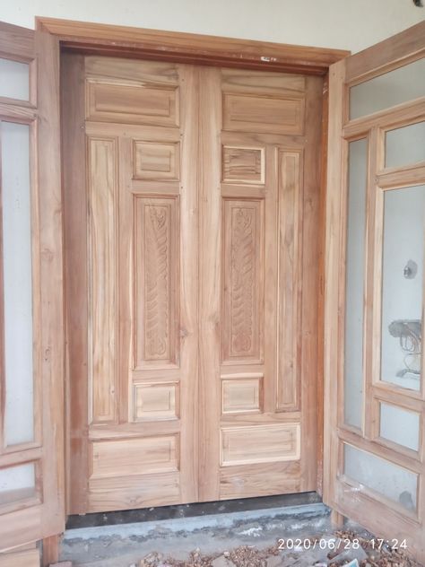 Main Door Jodi Design, टीवी यूनिट, Panel Door Design, Latest Door Designs, Bad Room Design, Wooden Double Doors, Flush Door Design, House Front Door Design, House Main Door Design