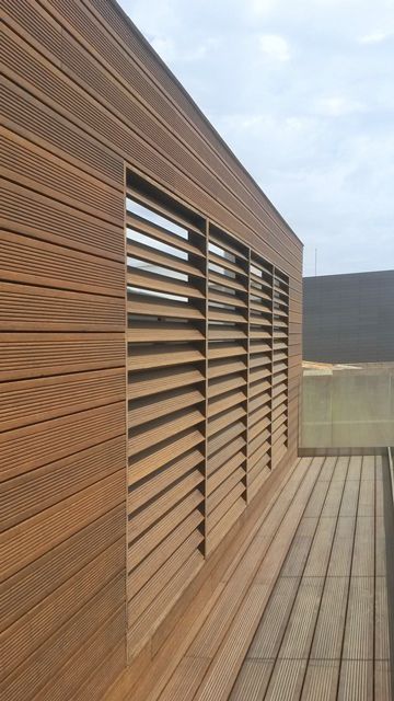 bothbest outdoor bamboo wall cladding Bamboo Cladding, Mood Architecture, Architecture Apartment, Cladding Wall, Outdoor Wall Panels, Residential Architecture Apartment, Pvc Cladding, Bamboo Decking, Tropical House Design