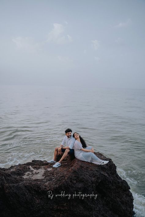 Waterfall Couple Shoot, Pre Wedding Photoshoot Outdoor Beach, Western Couples, Pre Wedding Photoshoot Beach, Pre Shoot, Pre Wedding Photoshoot Props, Beach Poses For Couples, Filmmaking Cinematography, Prewedding Outdoor