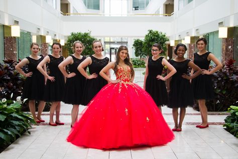 Quinceanera and her damas...red, black, and gold Quinceanera Red And Black Quinceanera, Quinceanera Dresses For Damas, Quinceanera Outfits, Black And Gold Quinceanera, Dama Dresses For Quince, Red Quince Theme, Quinceanera Reception, Quinceanera Court, Beauty And The Beast Quince