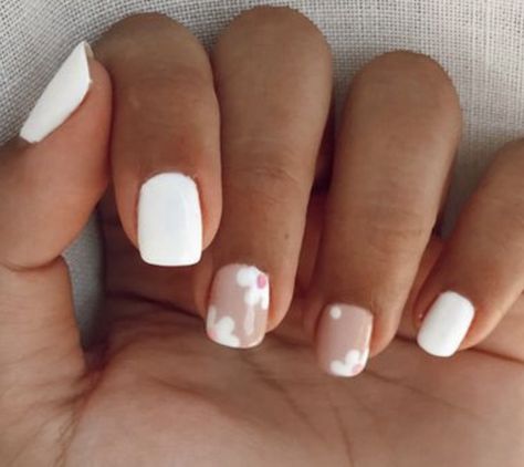 Short White Nail Ideas, White Nail Ideas, Summer Gel Nails, Summery Nails, Cute Gel Nails, White Nail, Fabulous Nails, Mani Pedi, Diy Nails