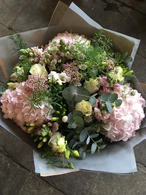 Beautiful hand-tied bouquet of flowers with soft pink hydrangea, cream roses, astrantia and fragrant freesia complemented with eucalyptus. #bouquetofflowers #flowers #handtiedbouquet #flowersinspo #bouquet #floristry #hydrangea #roses #freesia #eucalyptus #weddingflorist #hampshireflorist #luxuryflowers #hartleywintney #odiham Bouquet Of Hydrangeas, Hydrangea Bouquet, Flower Vase Arrangements, Flowers Bouquet Gift, Pink Hydrangea, Flower Arrangements Diy, Bouquet Arrangements, Fresh Flowers Arrangements, Flower Therapy