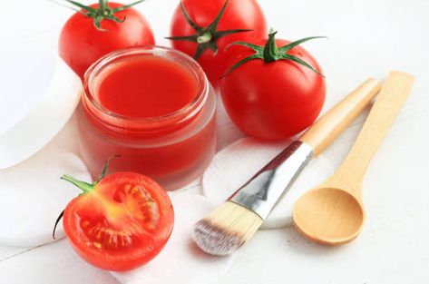 Tomato For Skin, Jus Tomat, Tomato Benefits, Jus Lemon, Tomato Face, Remedies For Glowing Skin, Homemade Mask, Face Pack, Natural Organic Skincare