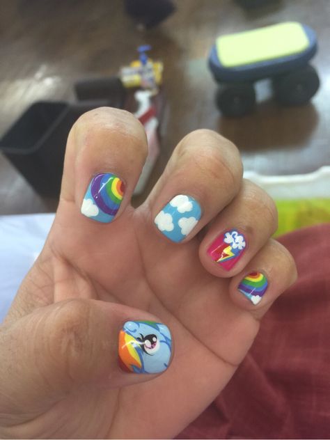 Rainbow Dash nails #mylittlepony #rainbowdash Rainbow Dash Nails, Rainbow Dash Hair Hairstyles, Scene Rainbow Dash, Rainbow Dash Rainbow Rocks, Scenecore Rainbow Dash, Dash Nails, Rainbow Dash, My Little Pony, Rainbow