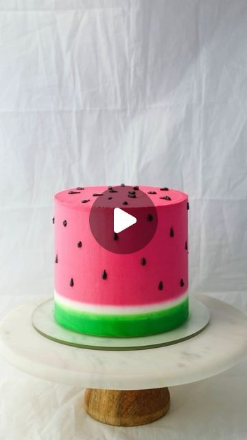 Watermelon Decorated Cake, Women Birthday Cakes Simple, Watermelon Theme Cake, Watermelon Cake Design, Watermelon Cake Ideas, Watermelon Birthday Cake, Watermelon Cakes, Kristin Bell, Watermelon Cake Birthday