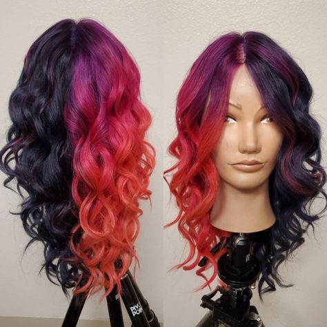 Spilt Dye Hair Ideas, Two Tone Split Hair Color Ideas, Ginger Split Dye, Black Split Dye Hair, Red Split Dye, Dye Hairstyles, Sunset Hair Color, Inflammatory Meals, Half And Half Hair