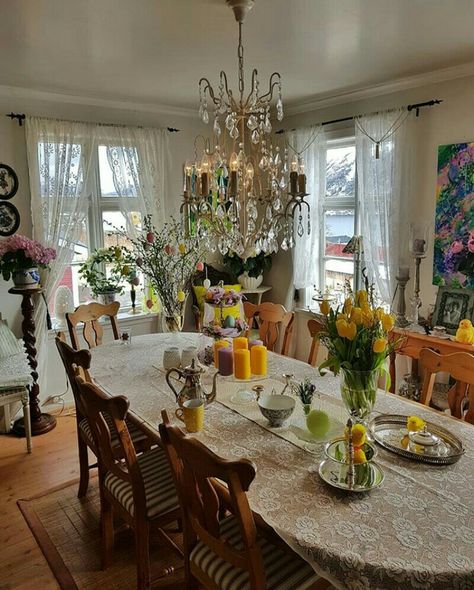 Fairy Dining Room, Fairycore Dining Room, Grandma Core Dining Room, Dining Room Decor Cottage Core, Dining Room Cottagecore, Grandma Dining Room, Cottagecore Dining Room, Dining Room Decor Traditional, Cozy Dining Room