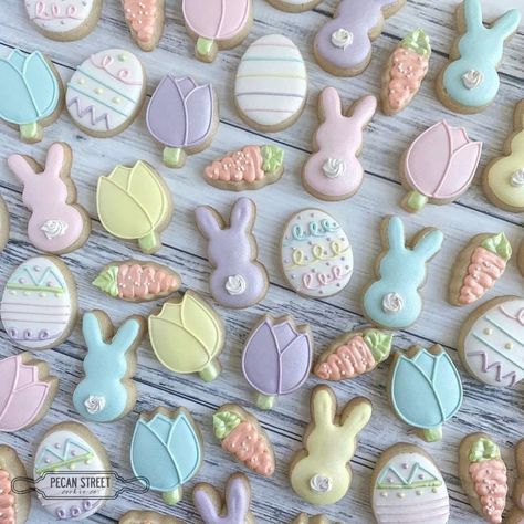 12 decorated sugar cookies made to order for freshness. Each cookie is individually sealed in a cello bag for freshness and sanitation. Easter Sugar Cookies Decorated, Rodjendanske Torte, Organic Cookies, Easter Egg Cookies, Easter Bunny Cookies, Royal Iced Cookies, Easter Sugar Cookies, Sugar Cookie Royal Icing, Spring Cookies