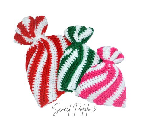 Crochet Christmas Hats, Christmas Beanie, Crocheted Hats, Christmas Stocking Pattern, Holiday Hats, Stocking Pattern, All Free Crochet, Crochet Cap, Holiday Crochet